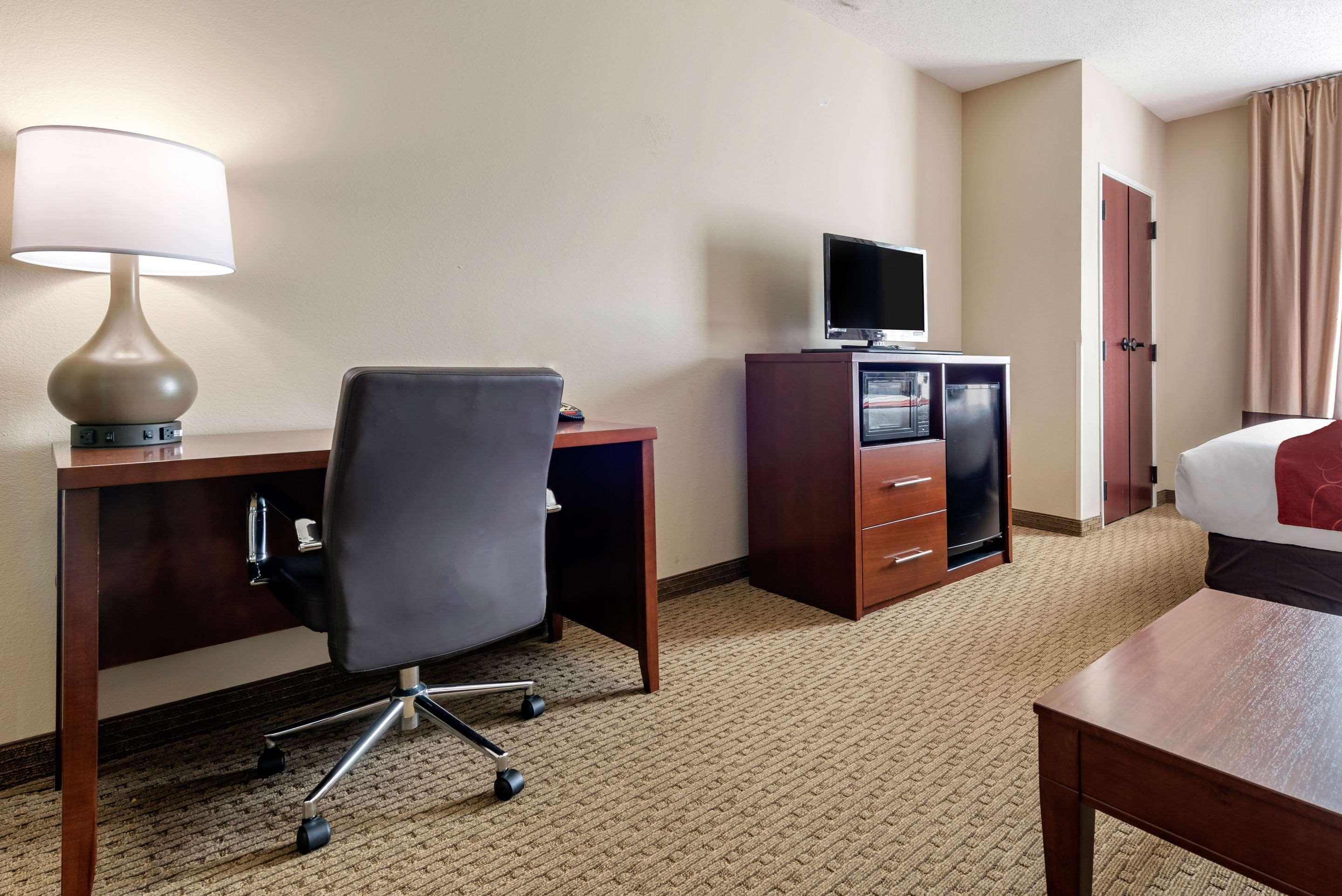 Comfort Suites Cincinnati Airport Hebron Buitenkant foto